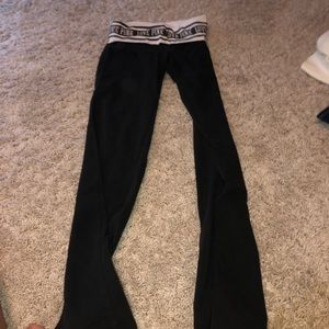 VS yoga pants